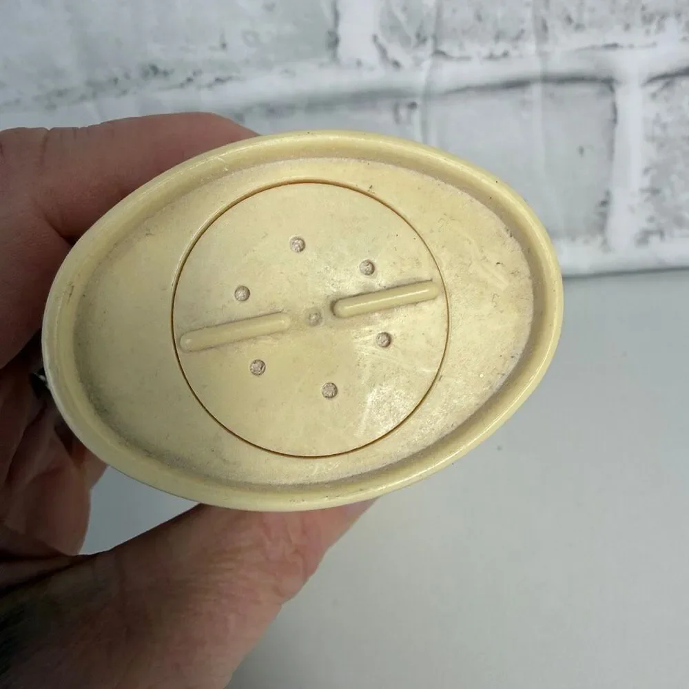 Vintage Gilchrist & Soames English Fine Herb Talc Powder